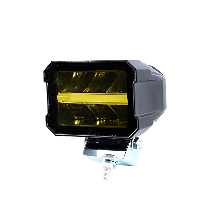 مصباح LED لسيارات SUV ومصباح أمامي علوي